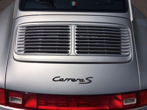 Porsche 993 Carrera s rear vents.jpg