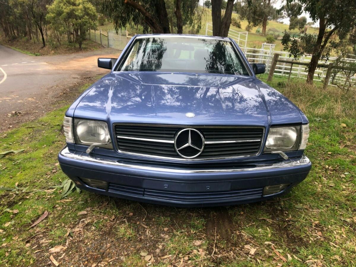 Purple blue colour 1989 Mercedes 560SEC images black leather trim (4).jpg