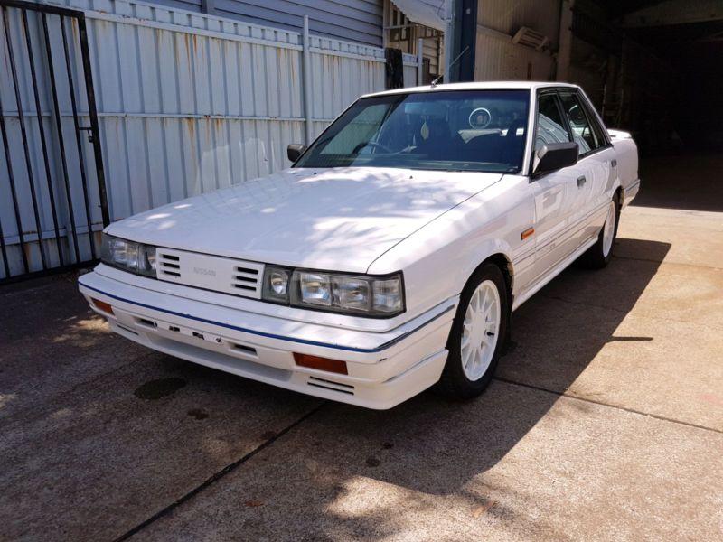 R31 Nissan Skyline Australia Silhuette Sedan Turbo 021 GTS1 white images (1).JPG