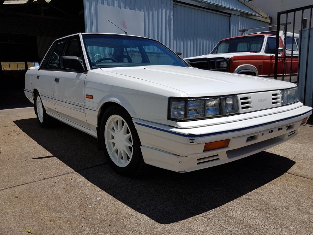 R31 Skyline Silhouette GTS1 number 029 (1).jpg