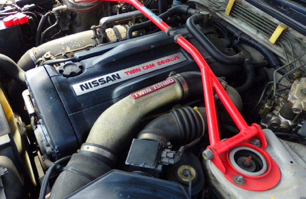 R32 GTR V-Spec II silver 1994 engine 4.png