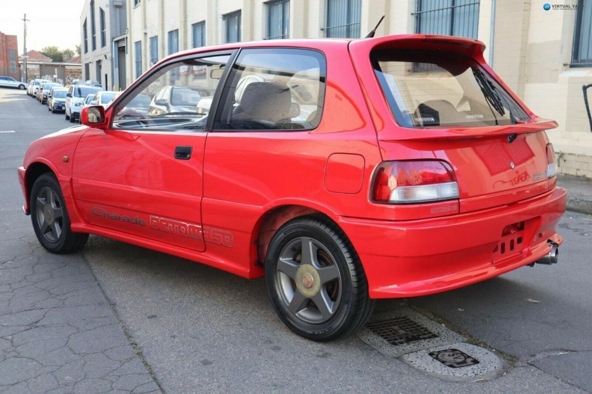 Red Daihatsu Charade De Tomaso Australia images (3).jpg