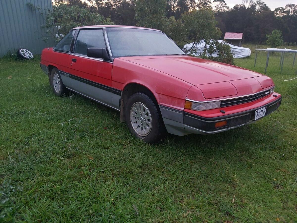 Red Mazda 929 Coupe for sale Australia Dec 2021 (1).jpg