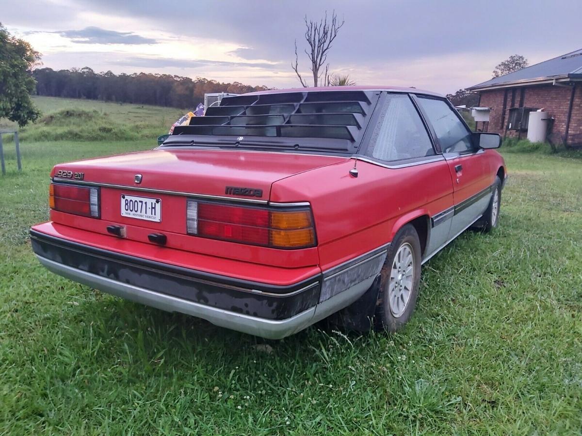 Red Mazda 929 Coupe for sale Australia Dec 2021 (4).jpg