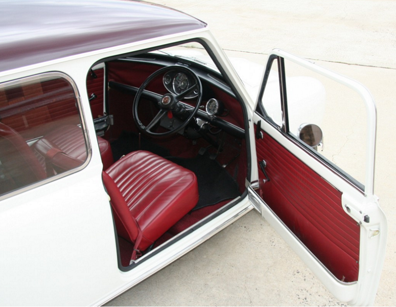 Red interior Australian MK1 Cooper S 3.png