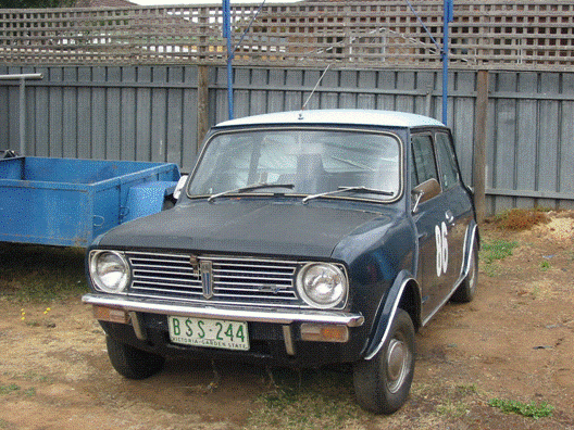 Restored Australian Leyland Mini Clubman GT Cadiz Orange 1972 (2).gif