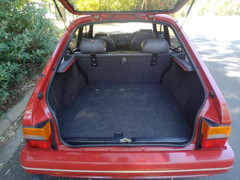 Saab 900 Aero Turbo Australia Red 1989 model images 2021 (3).png