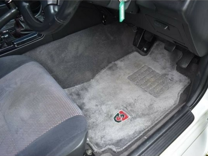 Silky Snow Pearl White Nissan Stagea 260RS 1998 series 1 model white NSW Australia (3).png