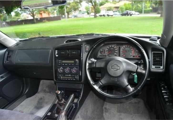 Silky Snow Pearl White Nissan Stagea 260RS 1998 series 1 model white NSW Australia (4).png