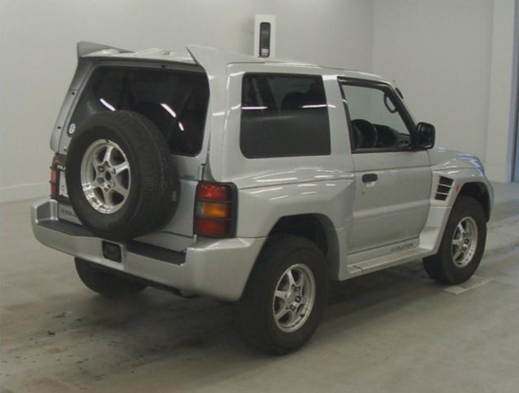 Silver 1997 Pajero SWB evolution dakar image (2).png