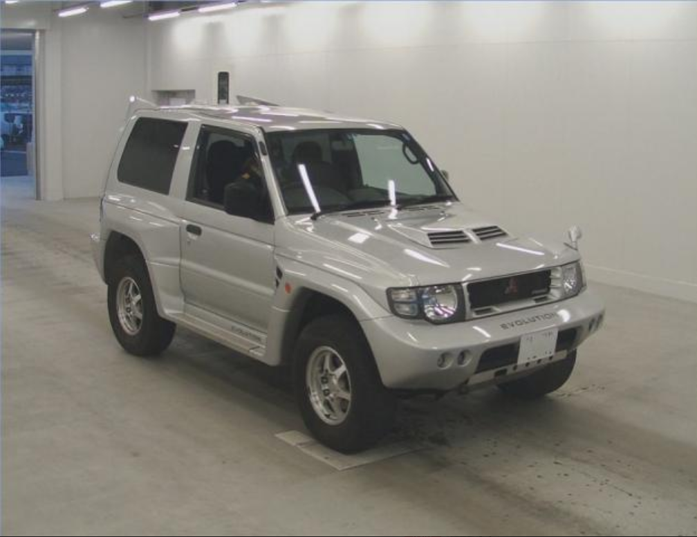 Silver 1997 Pajero SWB evolution dakar image (3).png