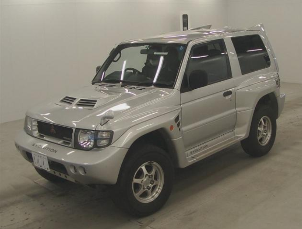 Silver 1997 Pajero SWB evolution dakar image (6).png