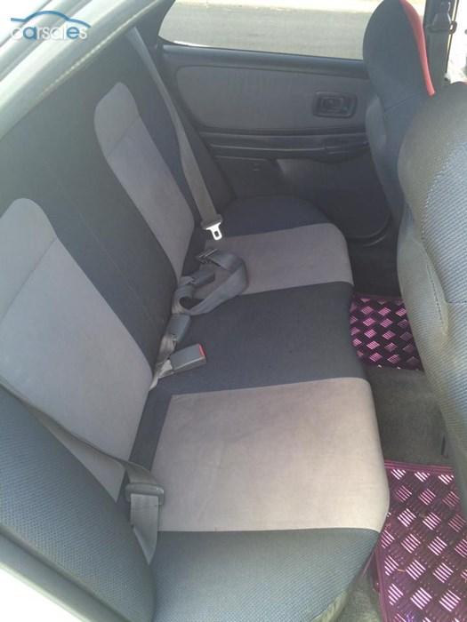 Subaru WRX Version 6 STI image interior 4.jpg