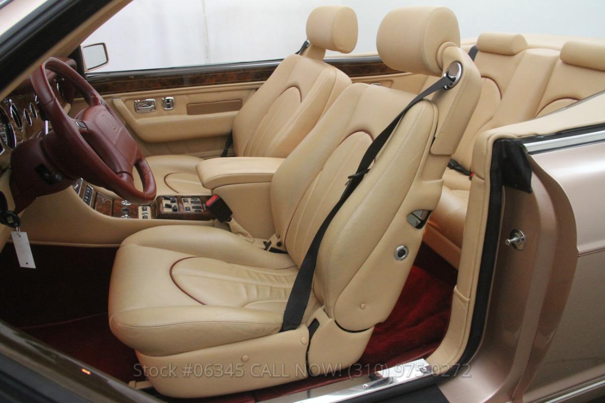 Sunrise Pearl 2001 Rolls Royce Corniche burfundy top (11).jpg