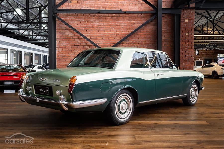 Two tone green Rolls Royce Mulliner park ward coupe Australia RHD (12).jpg