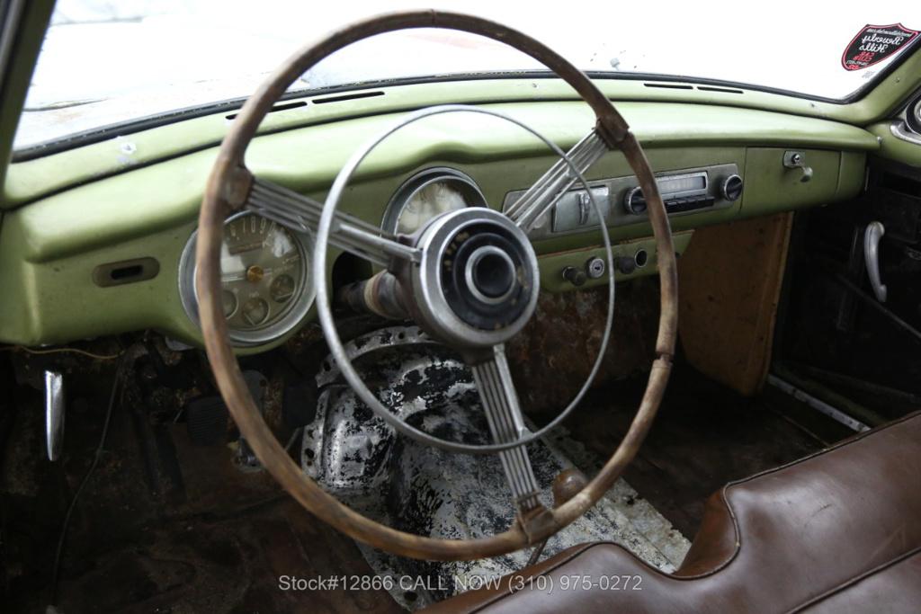 Unrestored 1955 Nash Healey silver USA (13).jpg