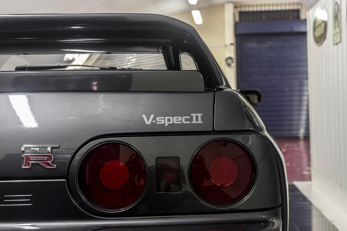 V soec II spoieler and nismo one.jpg