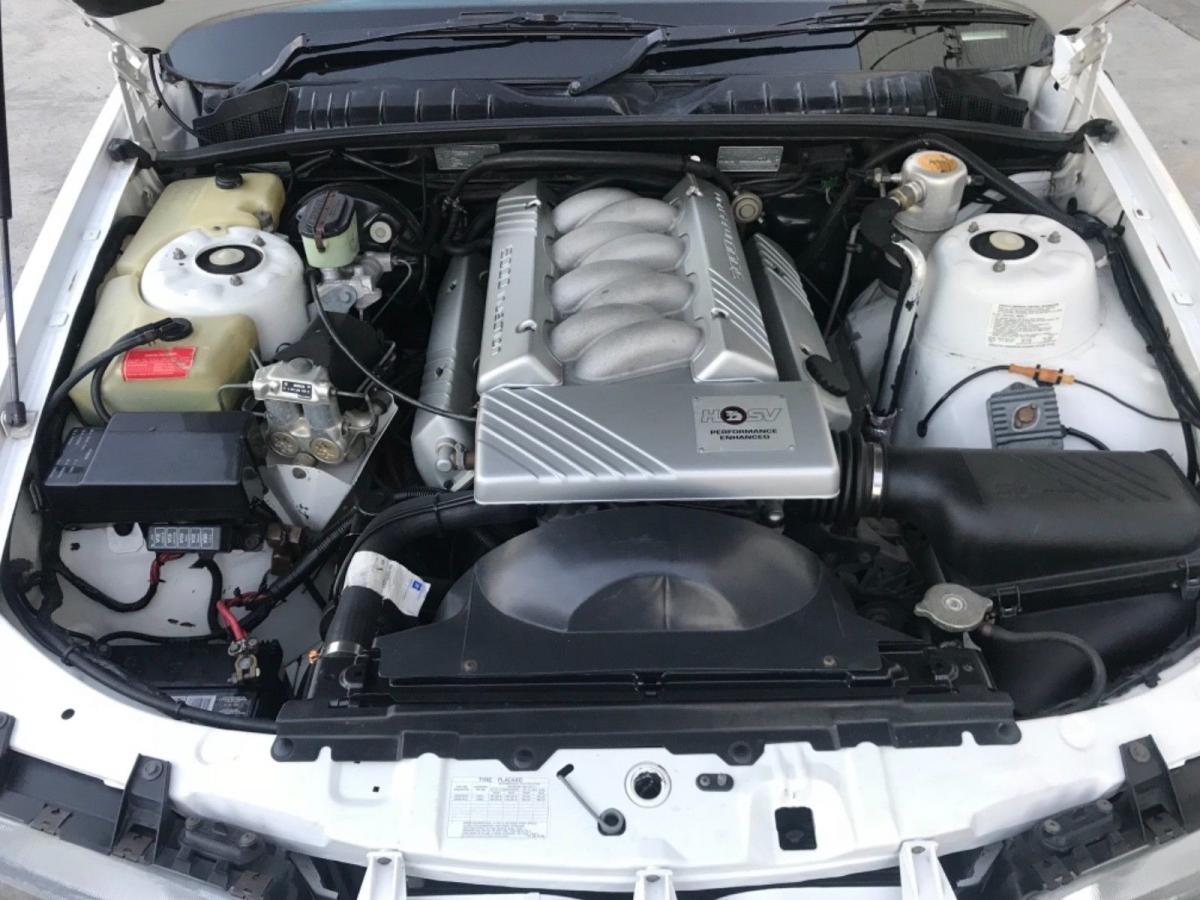 VP clubsport engine bay.jpg