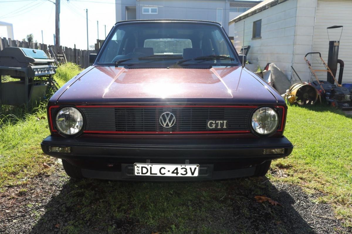 VW mk1 GTI cabriolet front grille.jpg