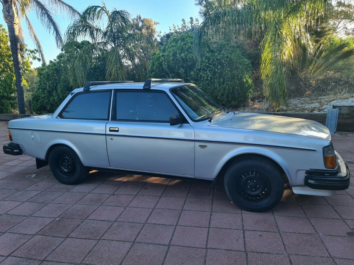 Volvo 242 GT Coupe 1979 Australia images 2021 (2).jpg