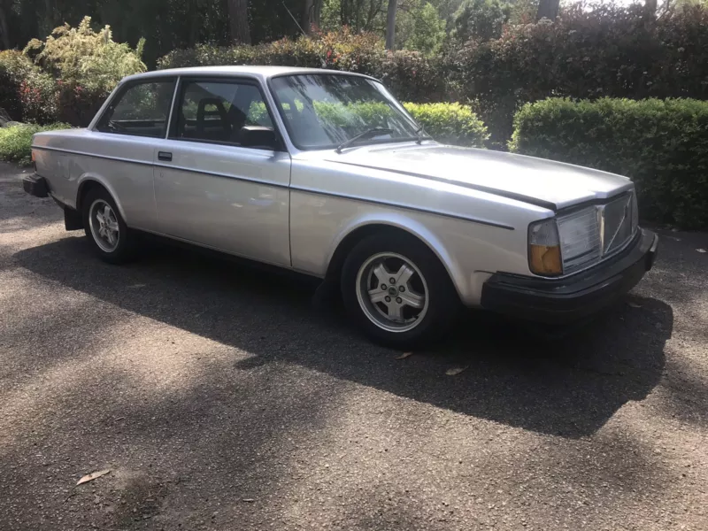 Volvo 242 GT Turbo 1980 with Holden V6 3.8 engine conversion (1).png