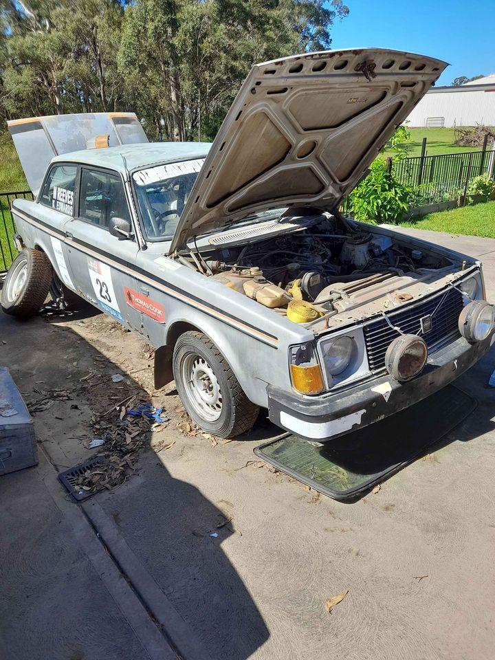 Volvo 242 GT rally car Australia pictures 1979 (13).jpg