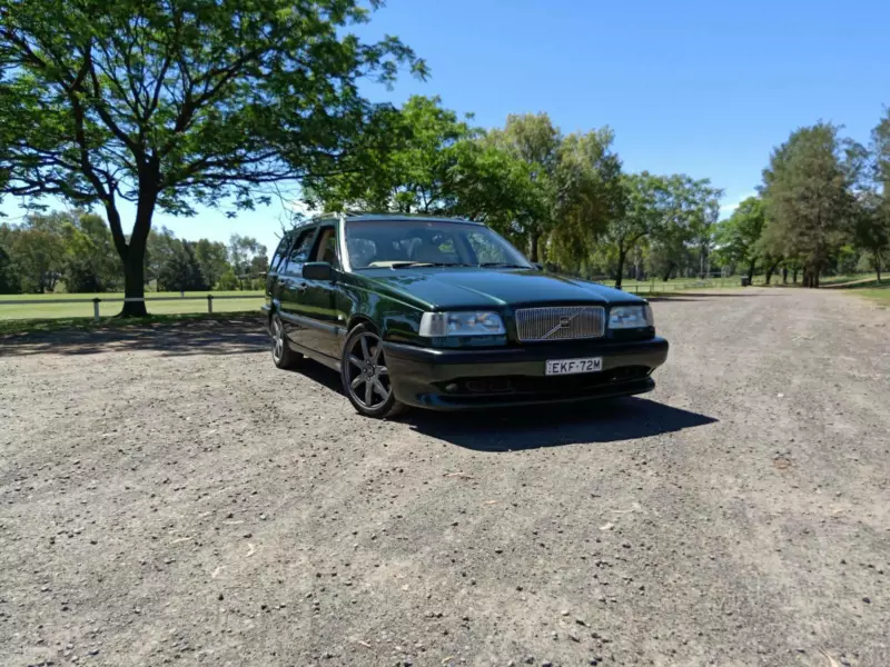Volvo 850R Wagon Australia green images RHD (5).png