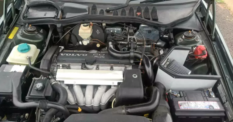 Volvo 850R Wagon Australia green images RHD (8).png