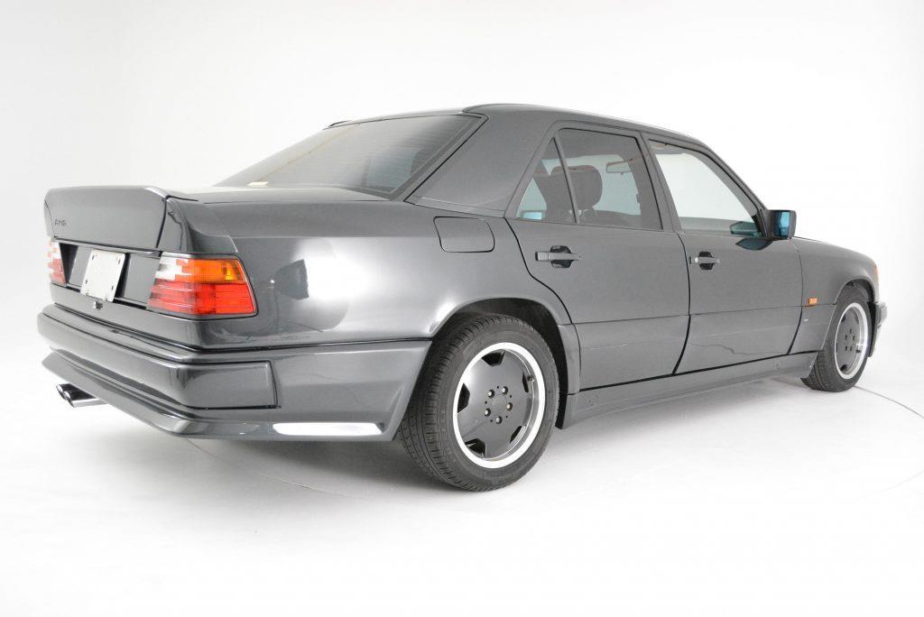 W124 Mercedes 300E AMG Hammer Sedan Grey images (1).jpg
