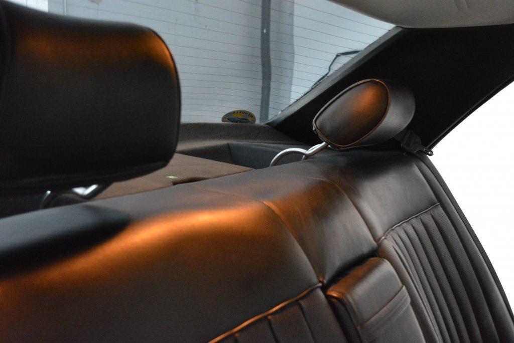 W124 Sedan AMG Mercedes Hammer interior images (7).jpg