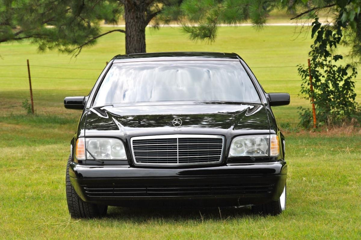 W140 S500 Grand Edition front grille.jpg