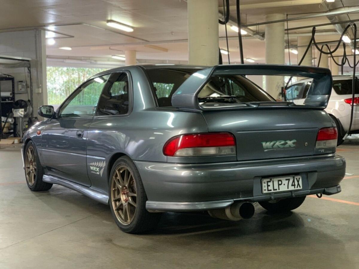 WRX STi Version 6 Subaru Impreza coupe for sale 2000 Australia 2 door (2).jpg