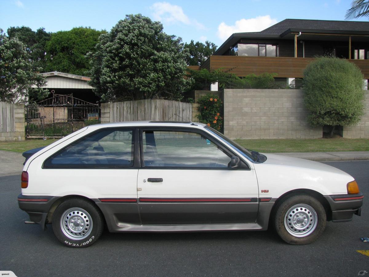 White 1986 TX3 Ford Laser KC pictures (1).jpg