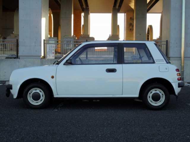 White 1988 Nissan BE-1 automatic images Japan 2021 (4).jpg