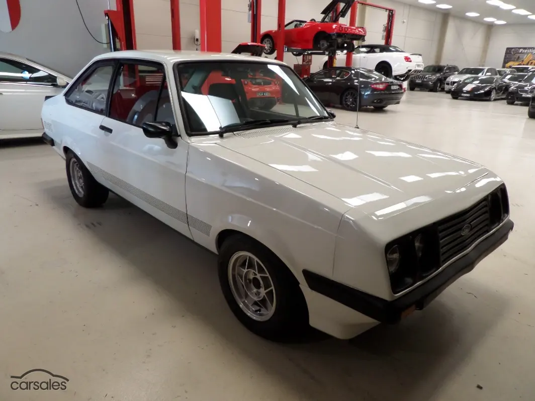 White Ford Escort RS2000 MK2 MKII Coupe 1980 Australian image (4).png