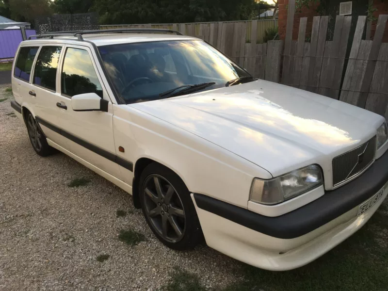 White Volvo 850 R Wagon Australia image (2).png