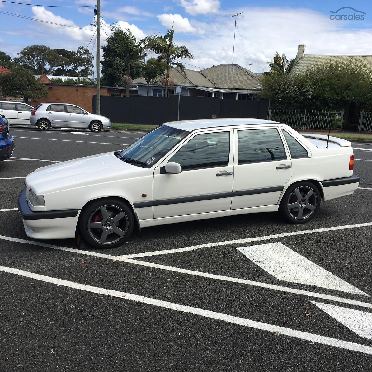 White Volvo 850 T5-R sedan for sale Victoria Australia manual (1).jpg