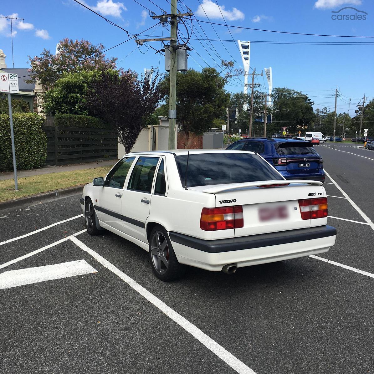 White Volvo 850 T5-R sedan for sale Victoria Australia manual (6).jpg