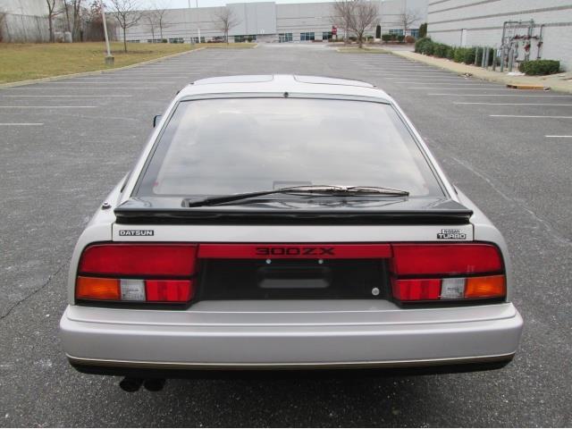 Z31 Nissan 300zx 1984 coupe 50th Anniversary Edition images (3).jpg
