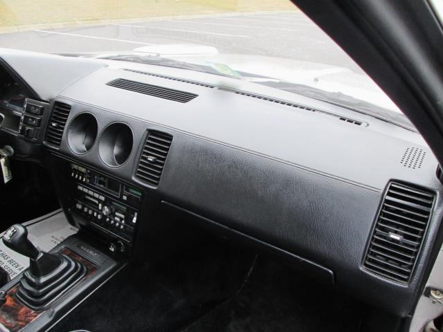 Z31 Nissan 300zx interior 50th anniversary edition (10).jpg