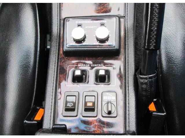 Z31 Nissan 300zx interior 50th anniversary edition (12).jpg