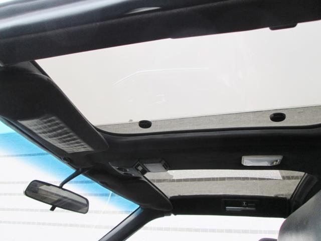 Z31 Nissan 300zx interior 50th anniversary edition coupe (2).jpg