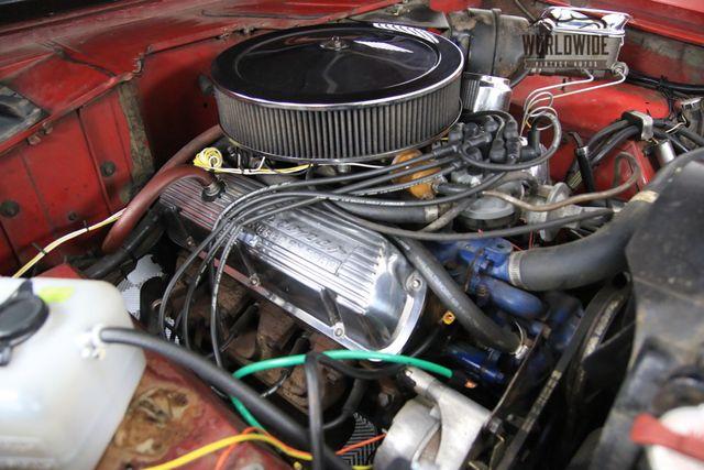 first generation Ford Bronco engine bay.jpg