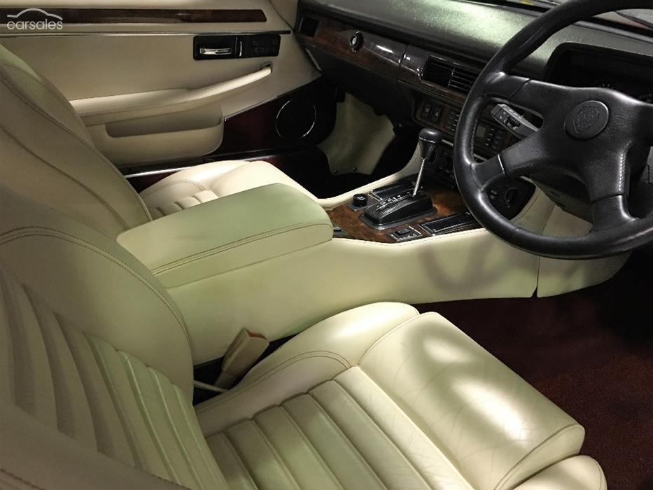 interior 1994 Jaguar XJR-S coupe TWR Magnolia Hyde Trim  (1).jpg