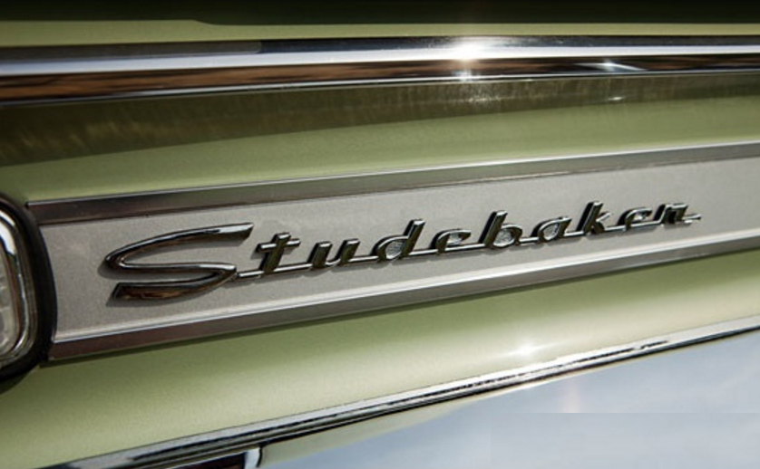 studebaker rear badge 6 cylinder.png