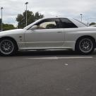 1 Crystal White R32 GTR V-Spec II Australia 1994 model images (2).jpg