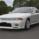 1 Crystal White R32 GTR V-Spec II Australia 1994 model images (5).jpg