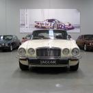 1976 Jaguar XJ V12 5.3L Front lights and grille.jpg