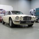 1976 Jaguar XJ V12 5.3L front.jpg