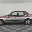 1981 VH Commodore SL-E Holden two tone image (12).jpg